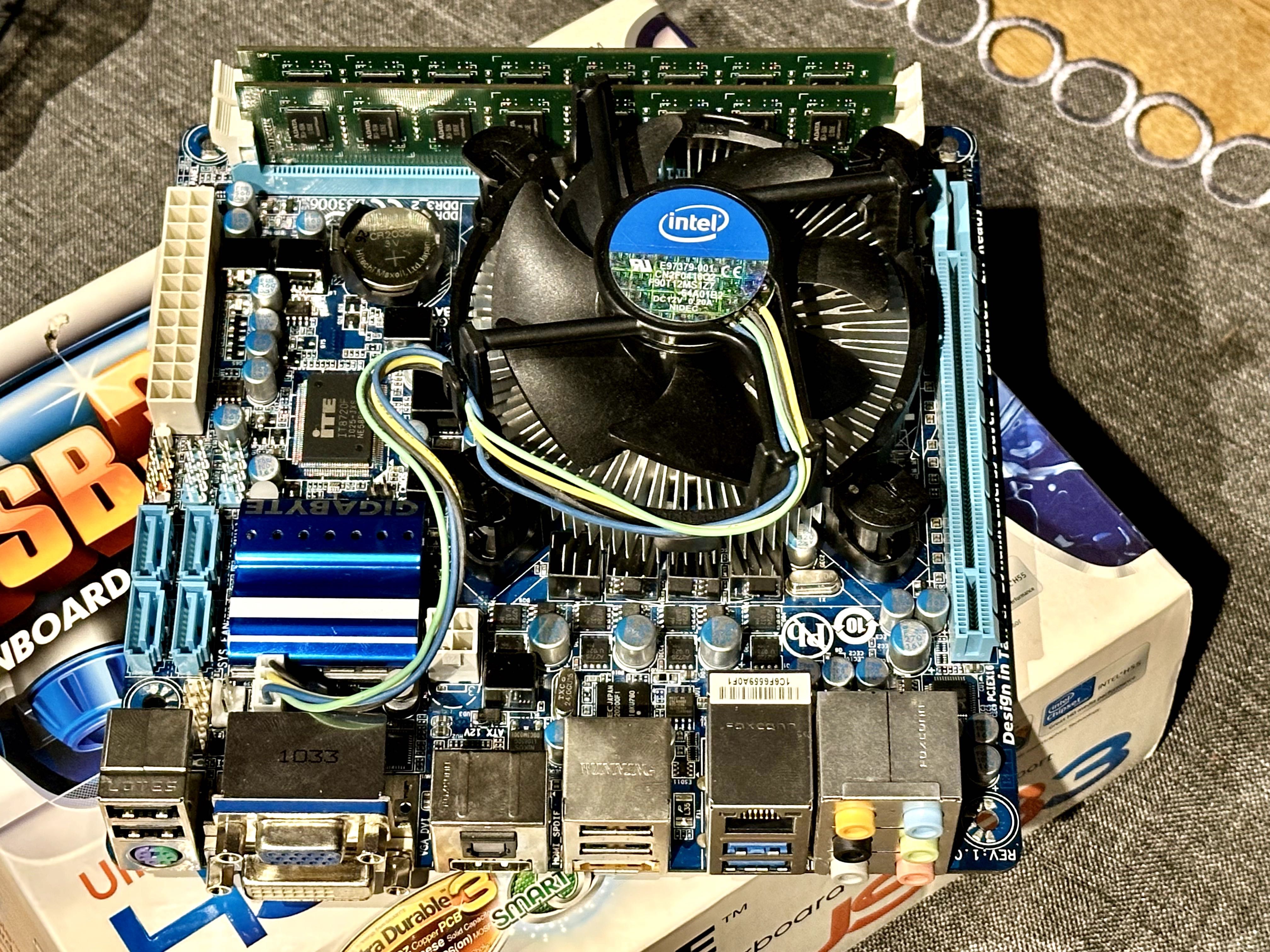 PC mini ITX Intel i3 3.2GHz, 4GB Ram, HDD 500GB