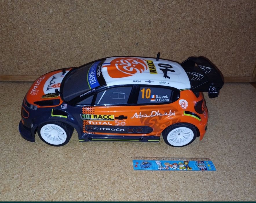 Carro corrida Citroën, cerca de 40 cm. Ler descrição.