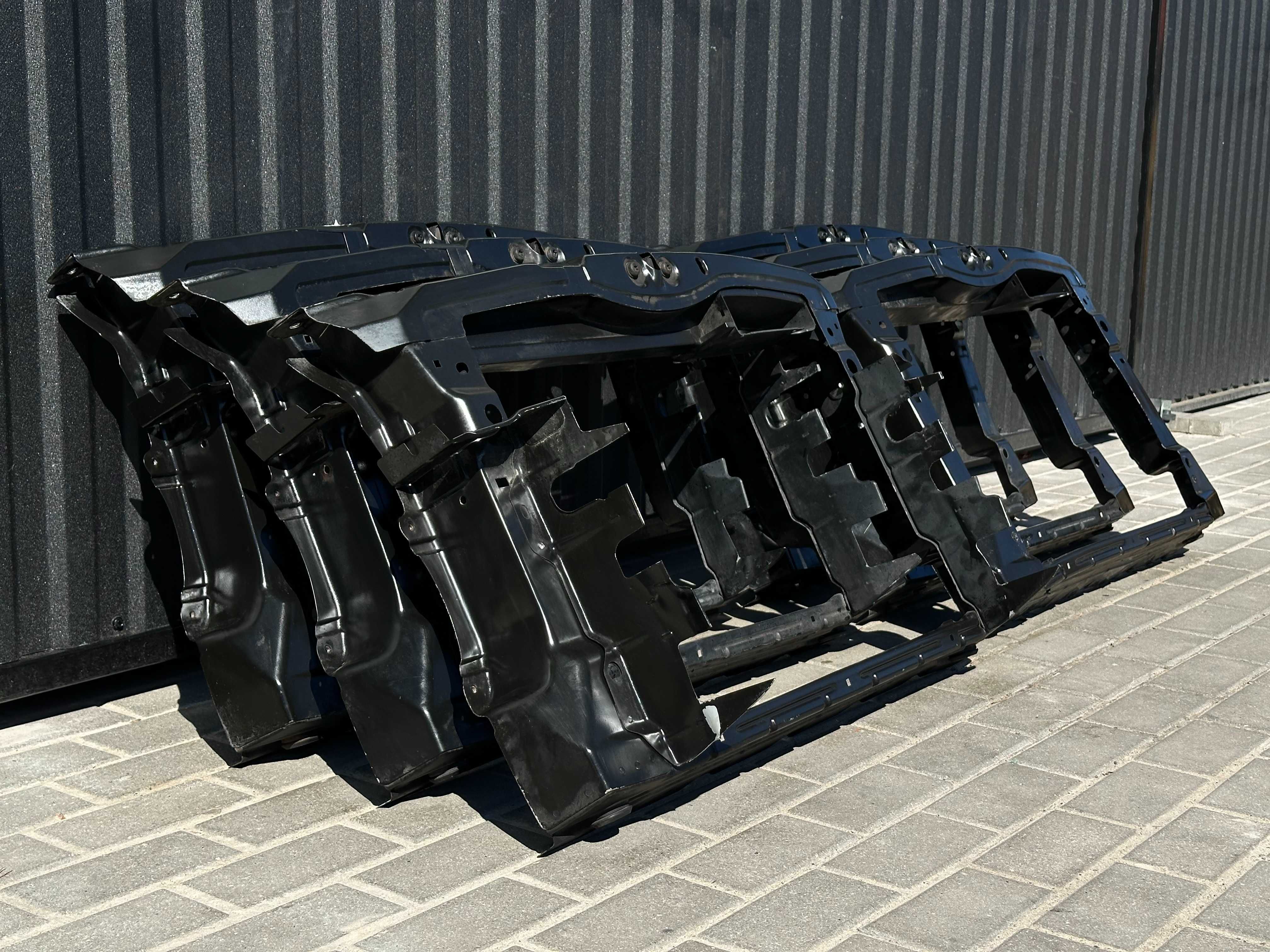 Установча панель Шкода октавія А5 телевізор, панель Skoda A5 2005-2013
