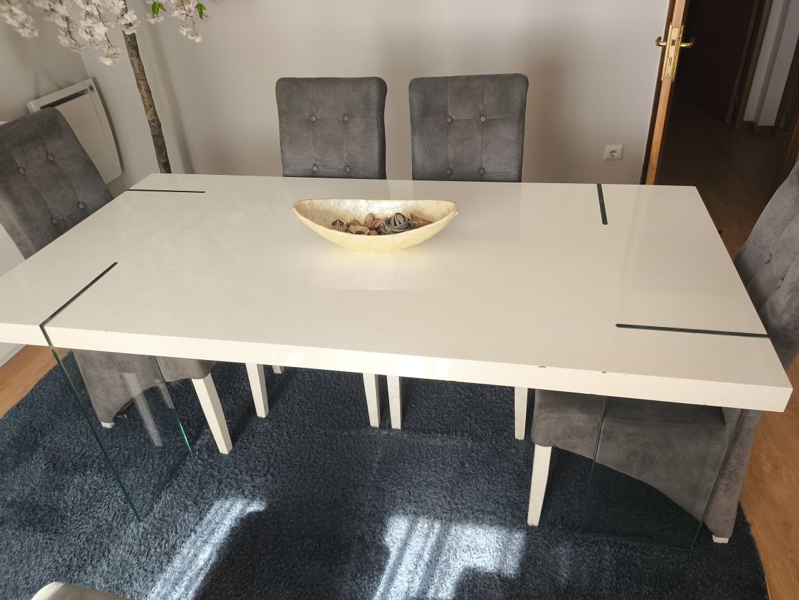 Vendo mesa blanca
