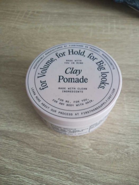 Mocna matowa glinka do włosów – Firsthand Clay Pomade