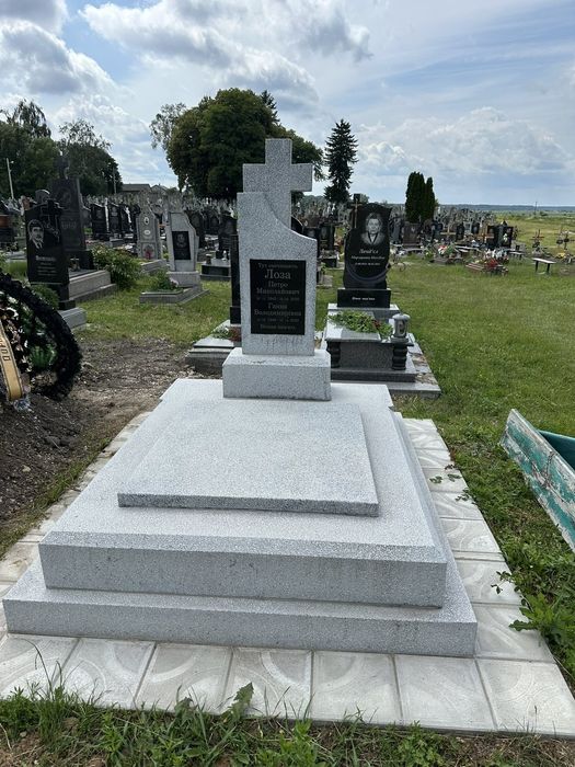 Реставрація-Встановлення пам'ятників