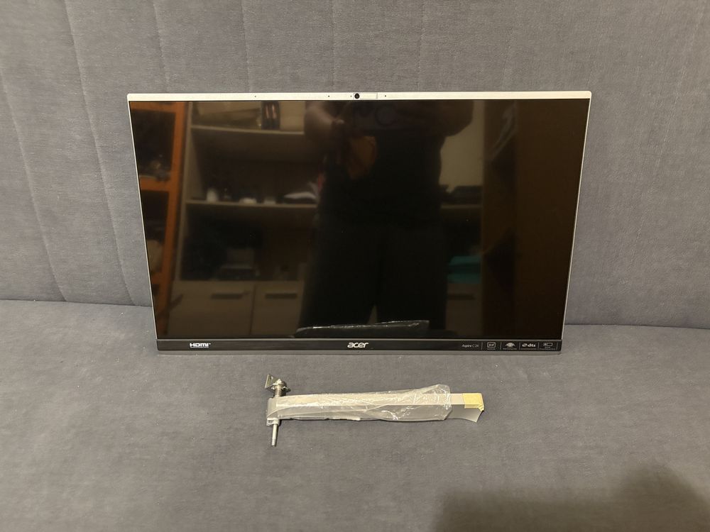 Komputer AIO Acer C24-165 i5 1135G7 uszkodzony