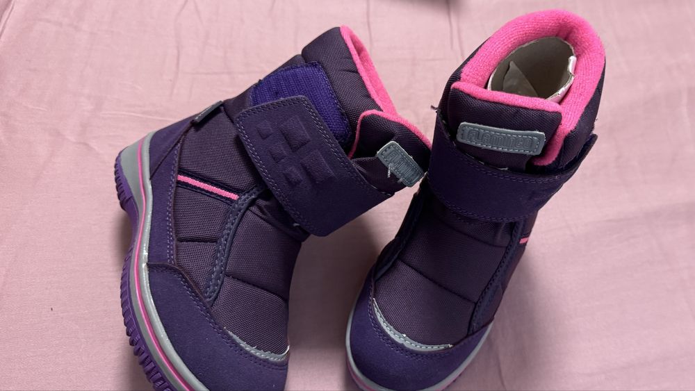 Зимові нові чобітки/черевики/сапожки/взуття нове