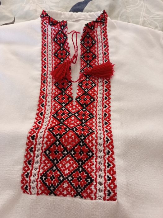 Вишиванка для хлопчика 9-10 років