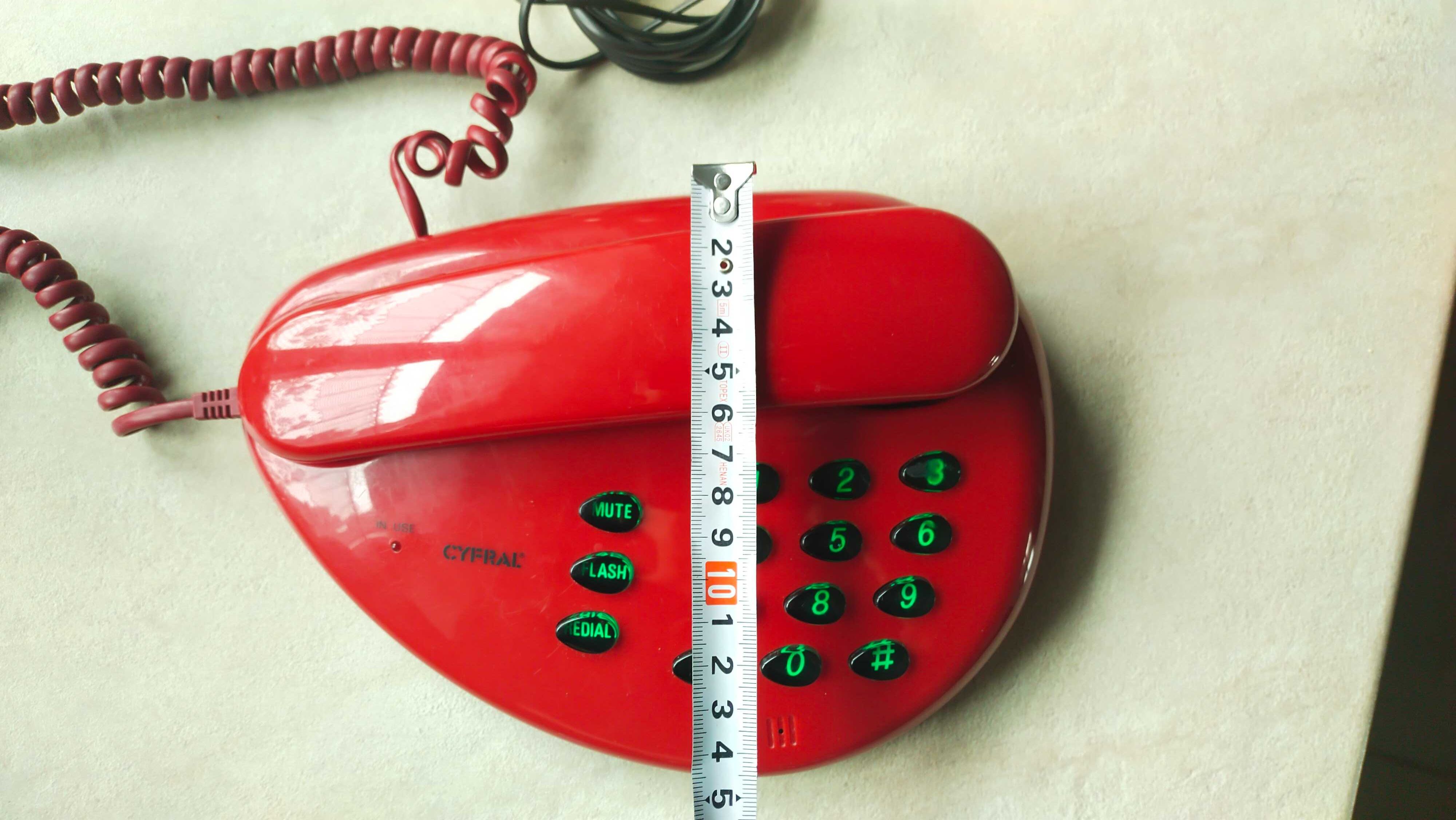 Telefon stacjonarny na przyciski / Cyfral / 1997 r.