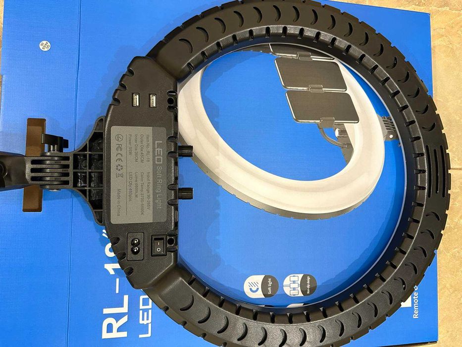 Кольцевая лампа RL 18 со штативом оригінал