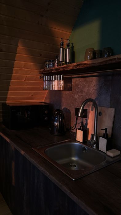 Оренда будинку з чаном, басейном, мангалом — Ужгород 15 хв