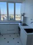 Продаж 1-кв. 39м2, ремонт новий, цегляний будинок ,утеплена