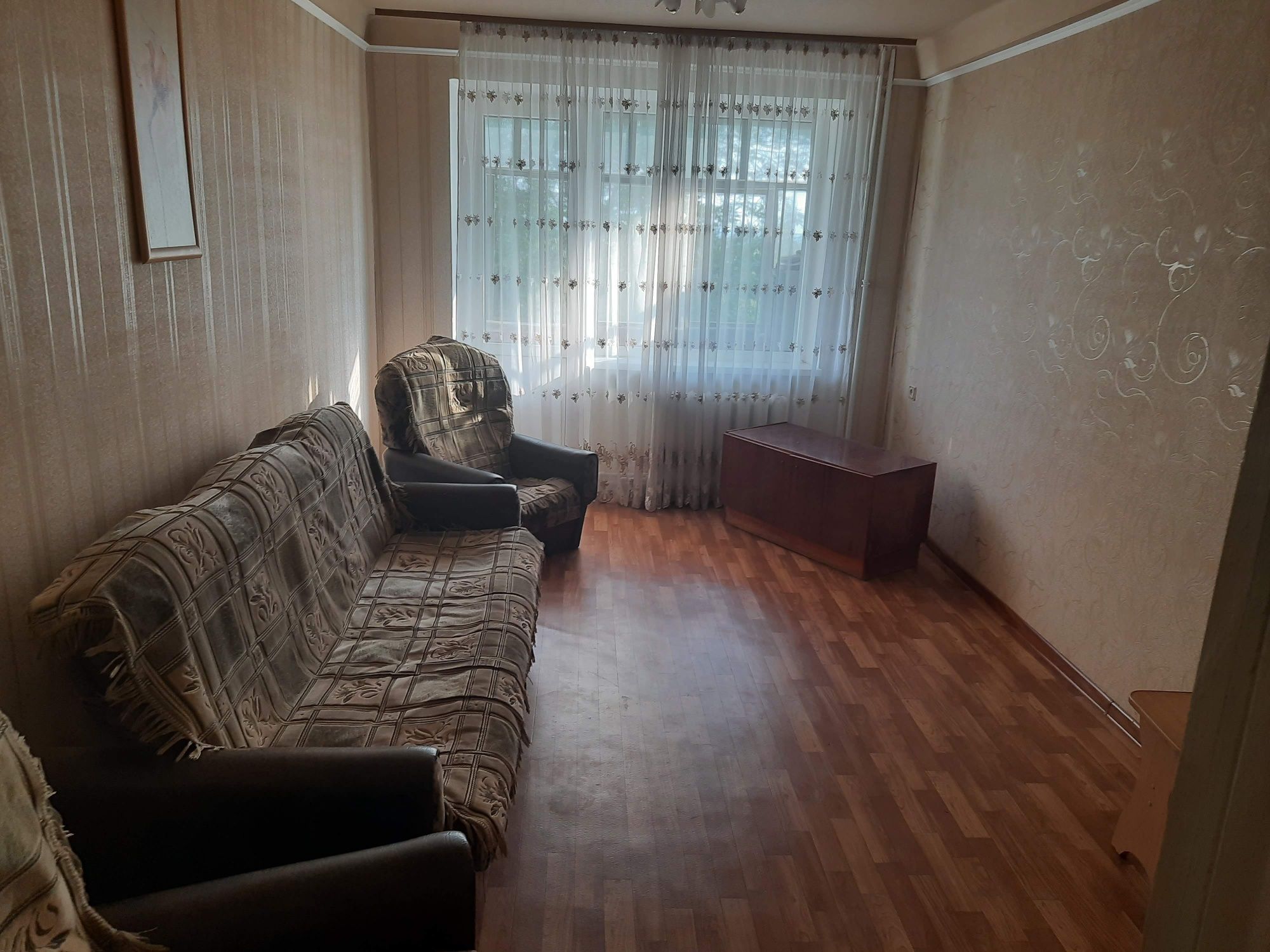 Сдам 4 комнатную квартиру