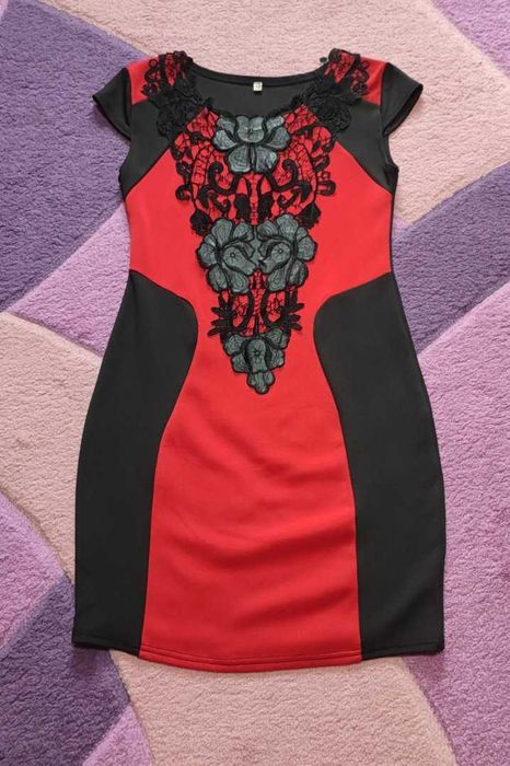 Платье р.42 короткий рукав