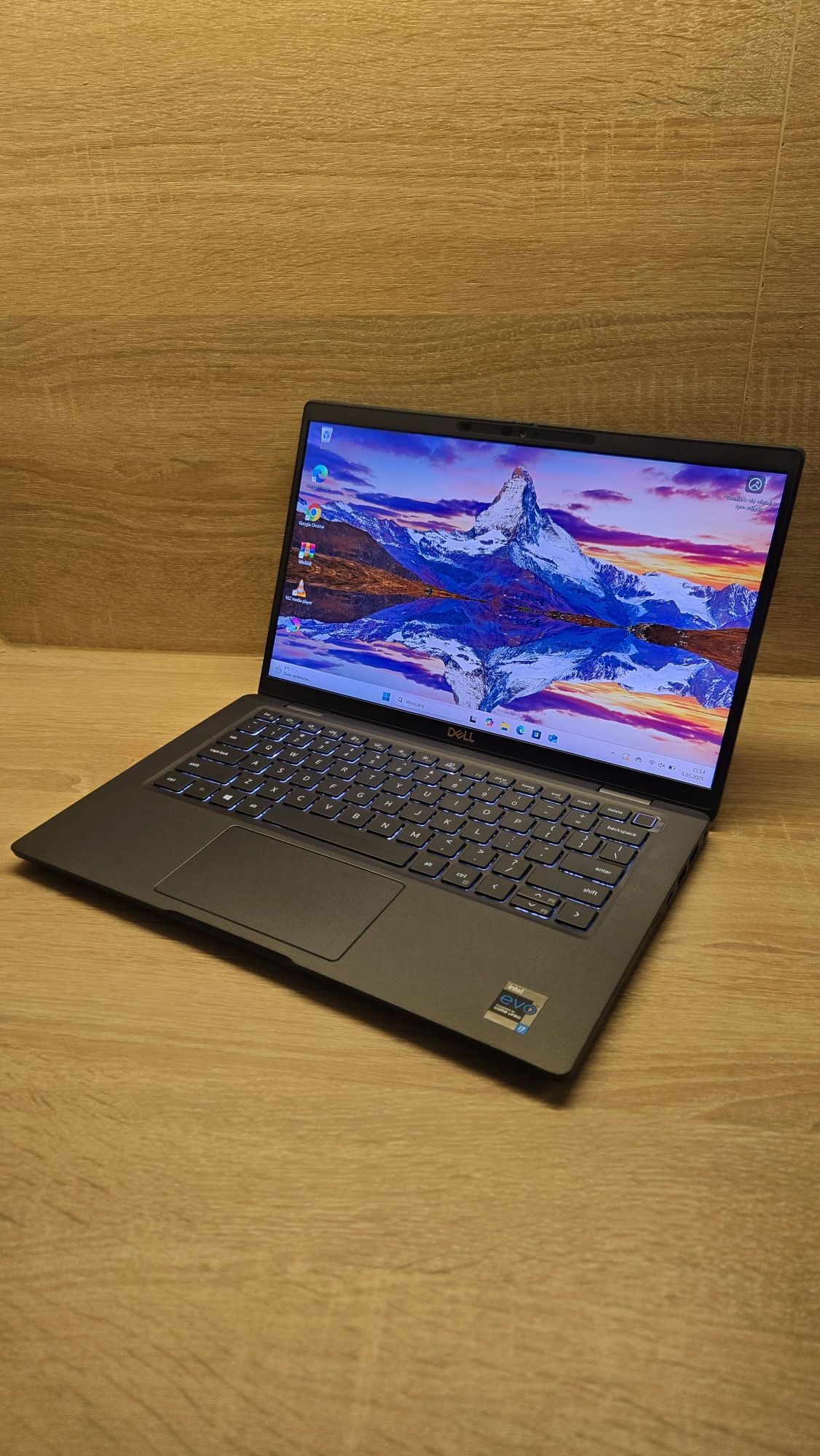 Laptop Dell Latitude i7-1185G7 16GB DDR4 Iris Xe 256GB SSD M.2 Win11P