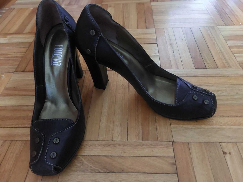 Sapatos pele  39