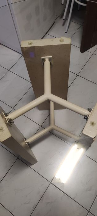 Mesa de cozinha de vidro