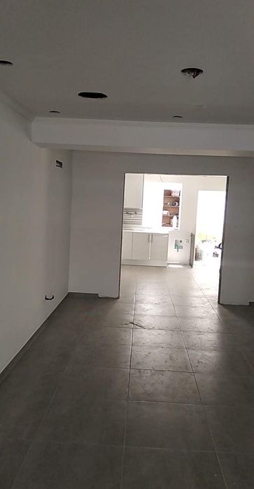 Remodelações gerais e construções de raiz.