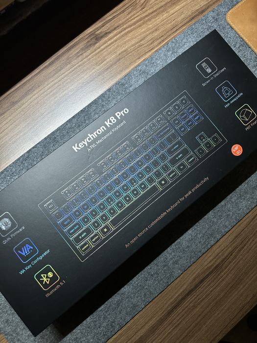 Бездротова механічна клавіатура Keychron K8 Pro White LED