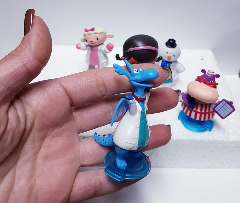 5pcs / Doutora Brinquedos (Portes Incluídos)