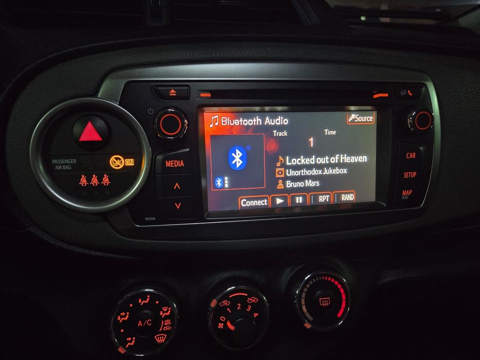Toyota Yaris 2012 VVT-I 1.0