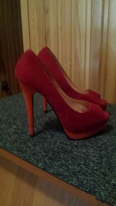 Buty szpilki 38 rozmiar