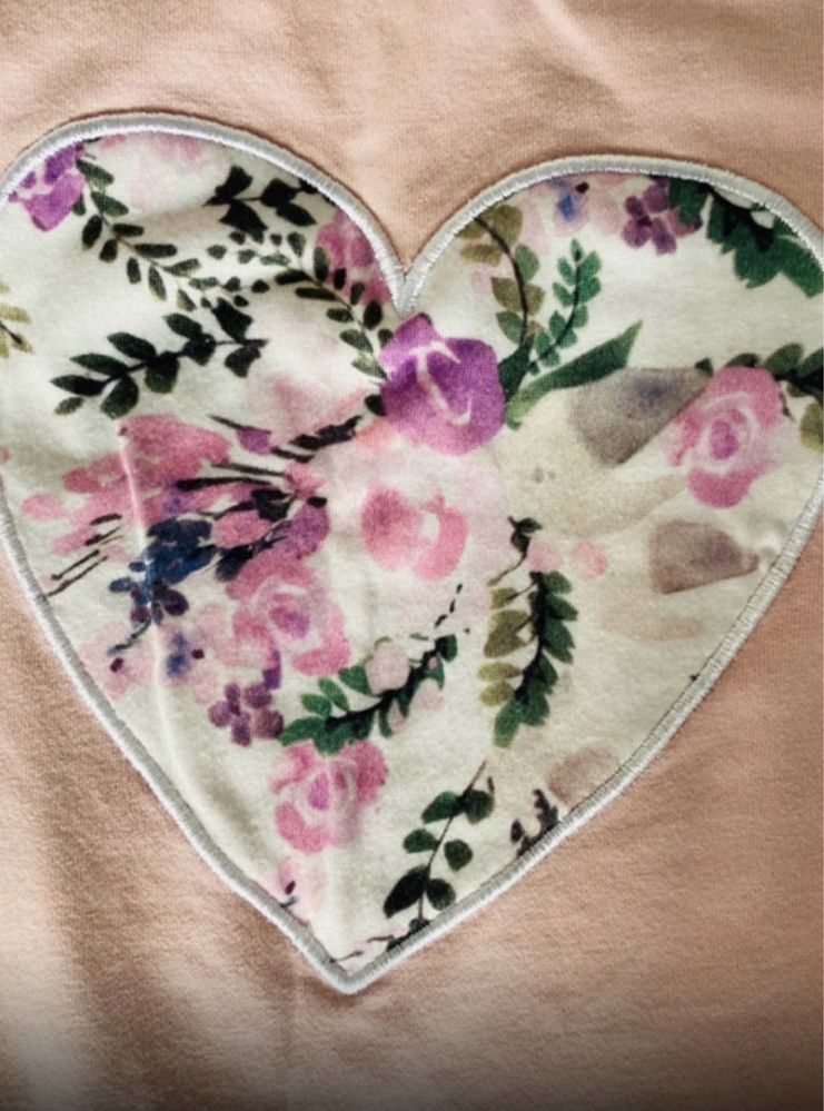 Handmade Piękny komplet bluza spodnie kwiaty róż biel serduszko serce