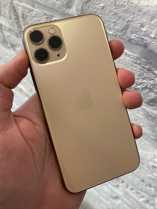 iphone 11 pro gold 64gb не вмикається на запчастини екран корпус
