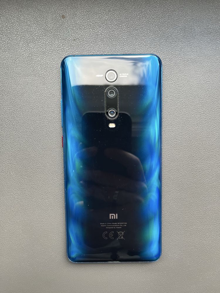 Продаю б/в смартфон Xiaomi Mi 9T 6/128GB Blue