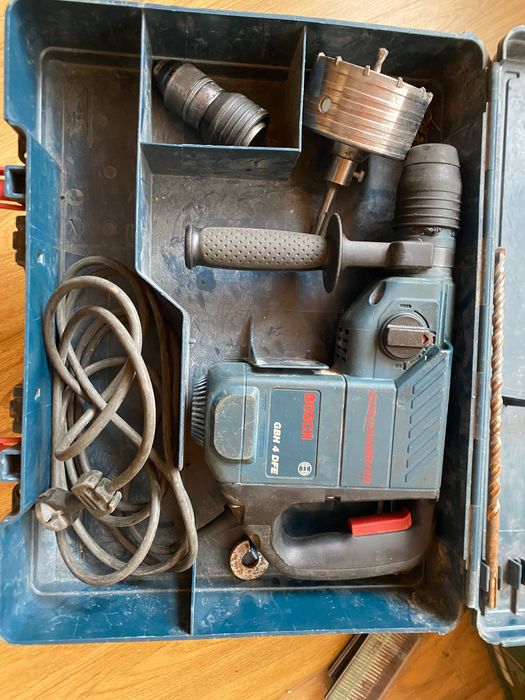 Перфоратор BOSCH Hammer