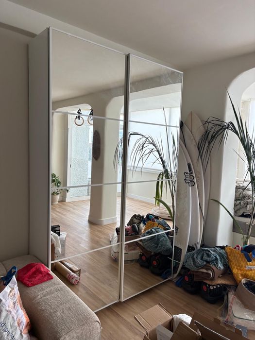 Armário Ikea espelho bom estado