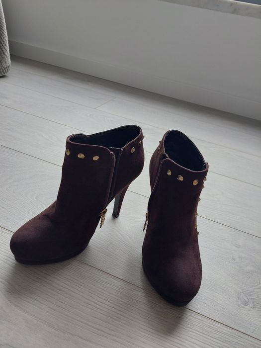 Botins marca Xti