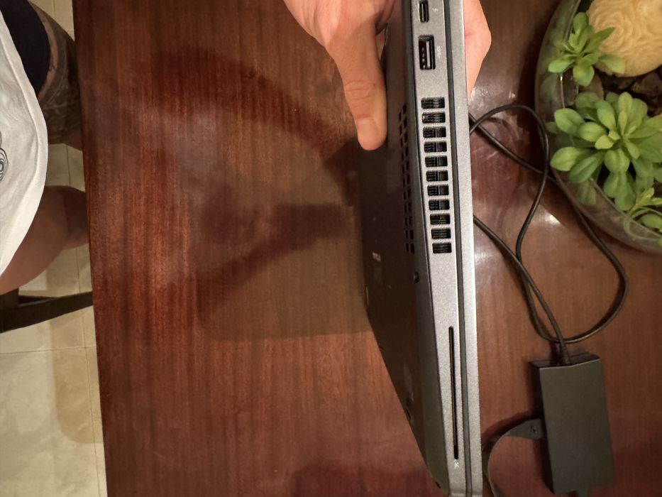 Computador Dell precision 3541 ( deixou dar som )