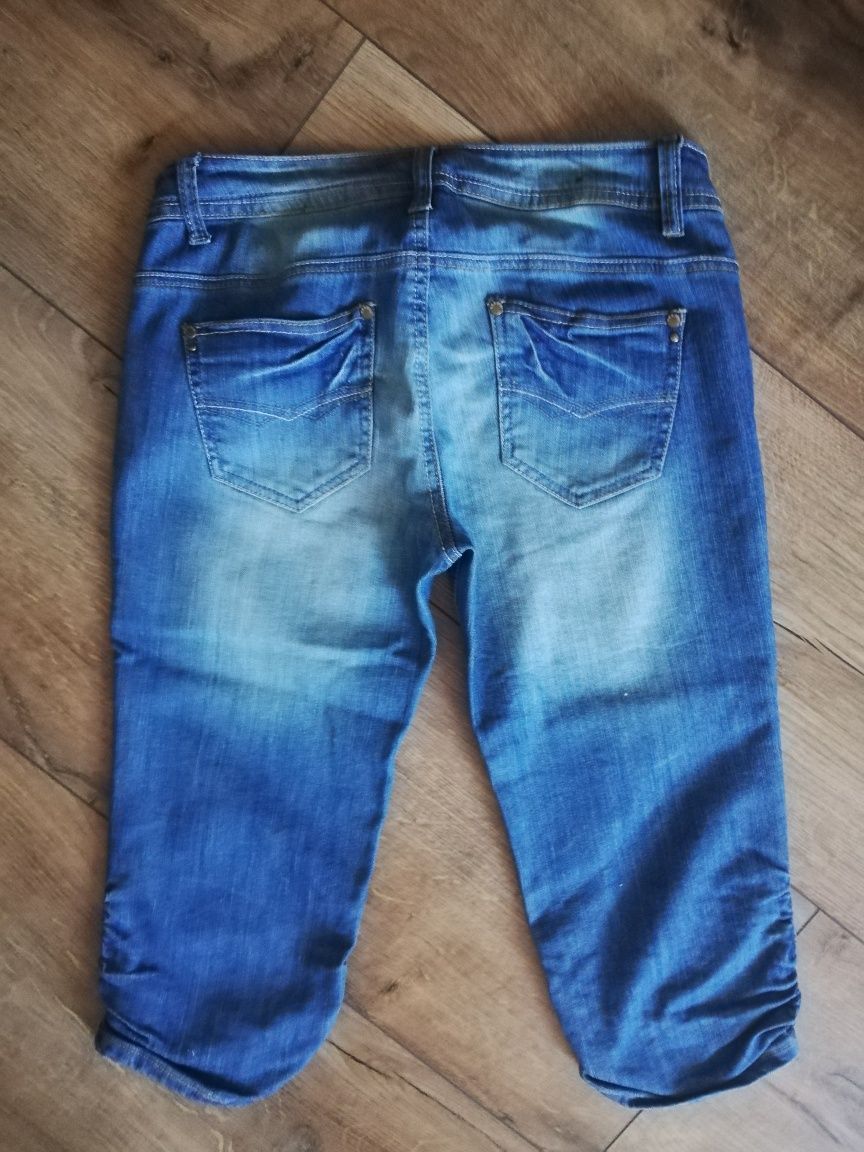 Spodenki jeans roz 40