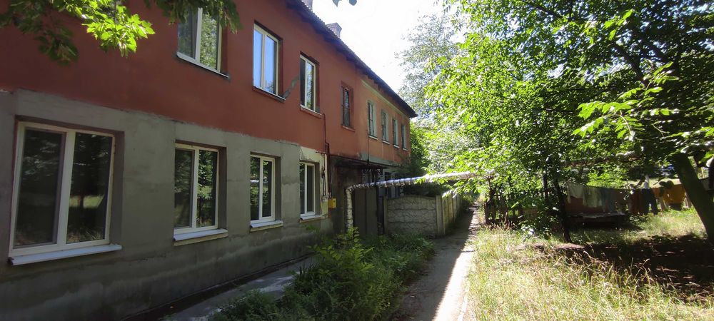Продам 2к біля парку "Зелений Гай"/Аполло/Тітова