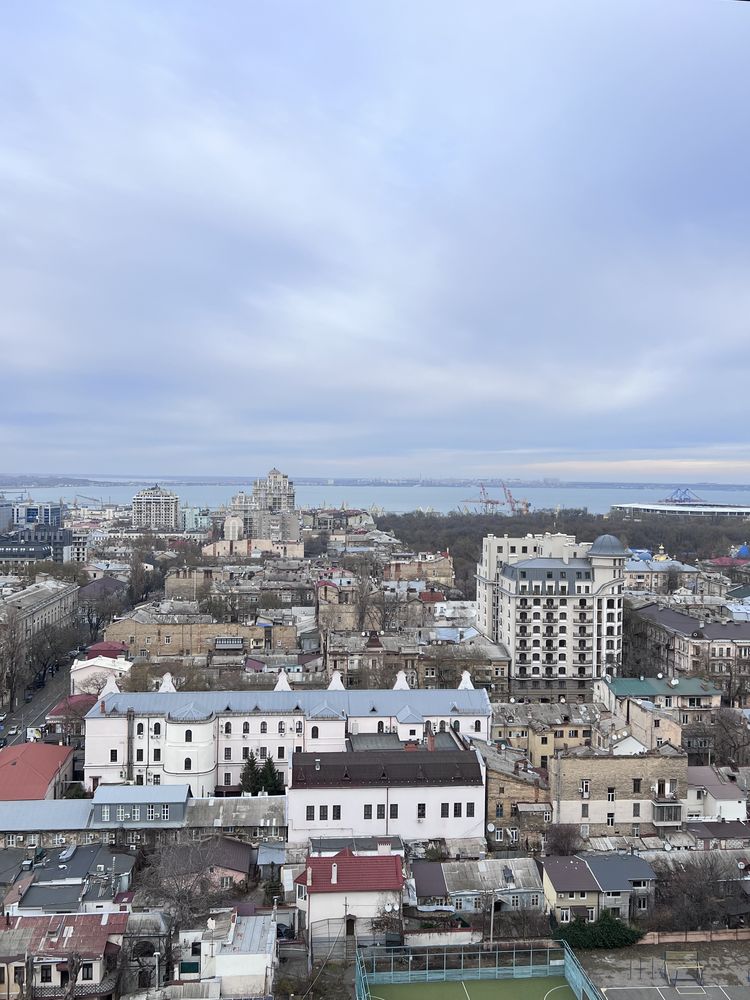 Вид на море, 1-комн. в Башня CHKALOV Чкалов Центр!