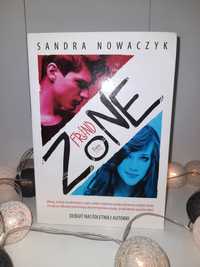 Friendzone - Sandra Nowaczyk