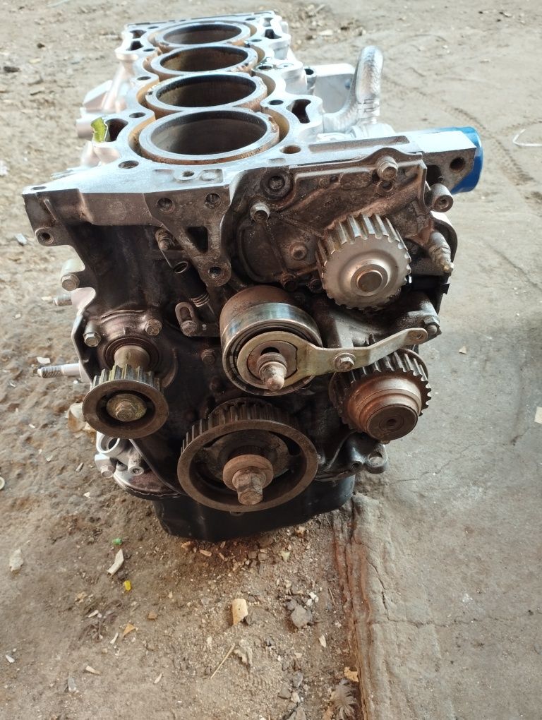 Двигатель Двс F22A3 honda accord 2.2 гбц головка