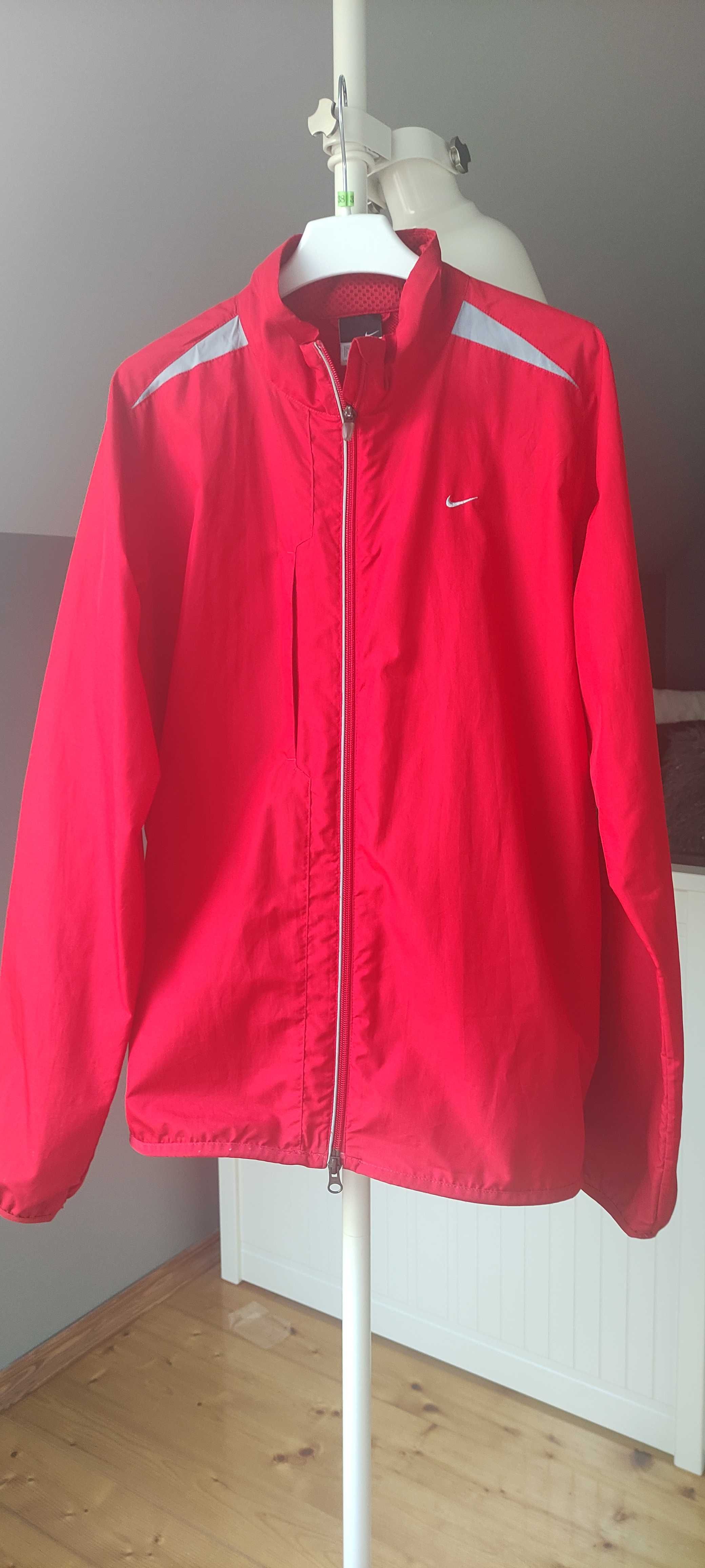 Wiatrówka firmy Nike r. XL