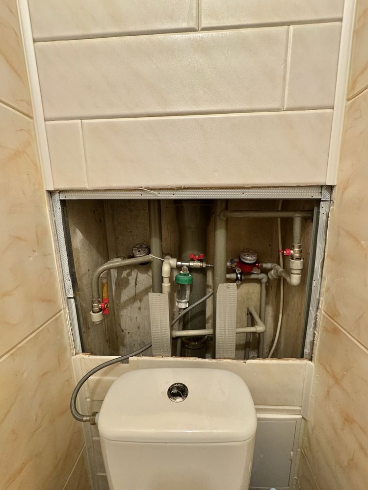 продам 3-ю квартиру ул. Амосова