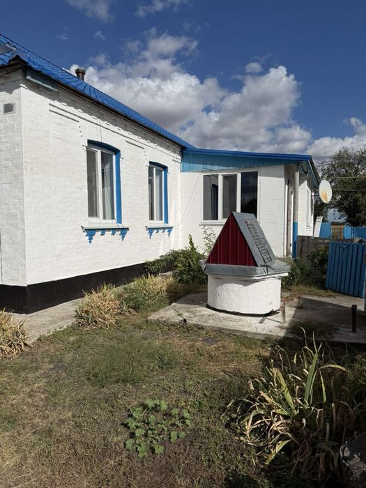 Продам булинок в с. Телешівка (Рокит. району) Держ програми