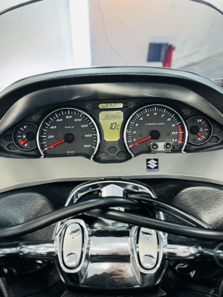 скутер Suzuki Skywave Type S 250 в ідеальному стані тільки з Японії