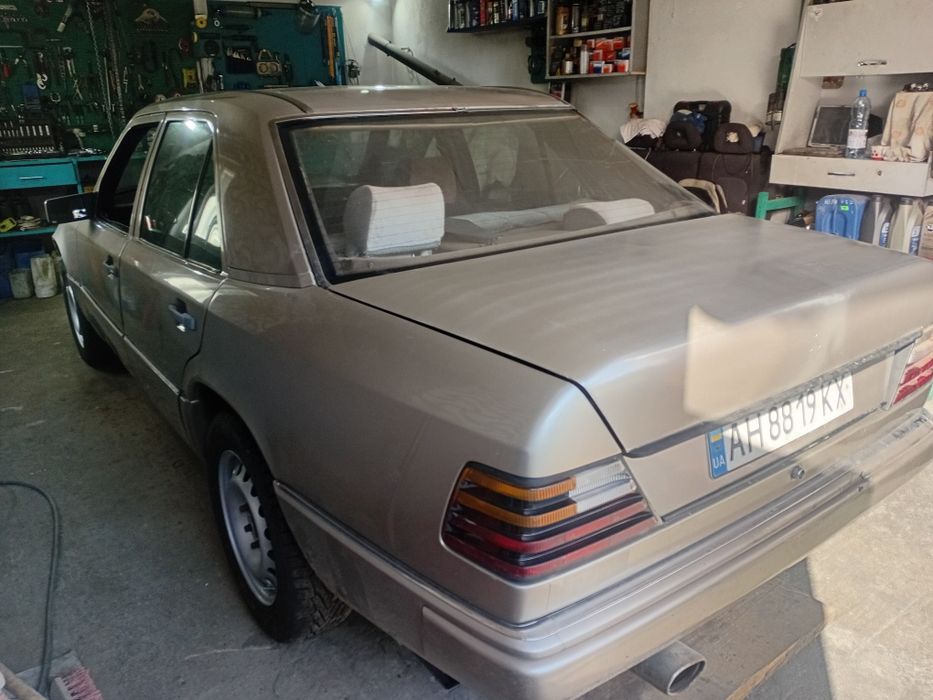 Мерседес W  124 2.0 газ/бензин