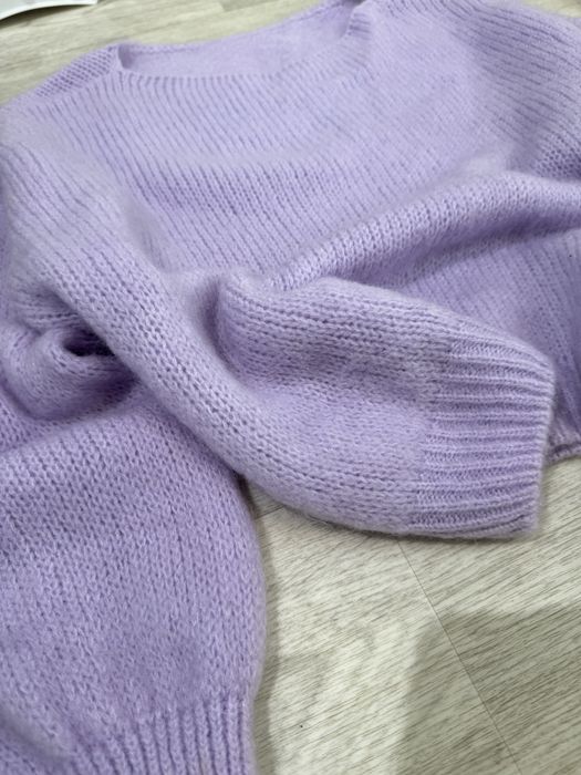 Светр кід мохер , Італія, ліловий колір, теплющий, one size