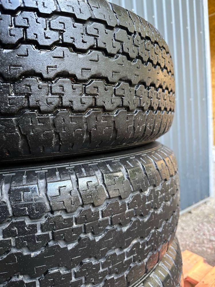 Шини всезезонні Bridgestone 245/70/R16