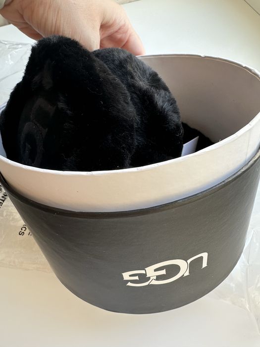 Вовняні навушники UGG чорні