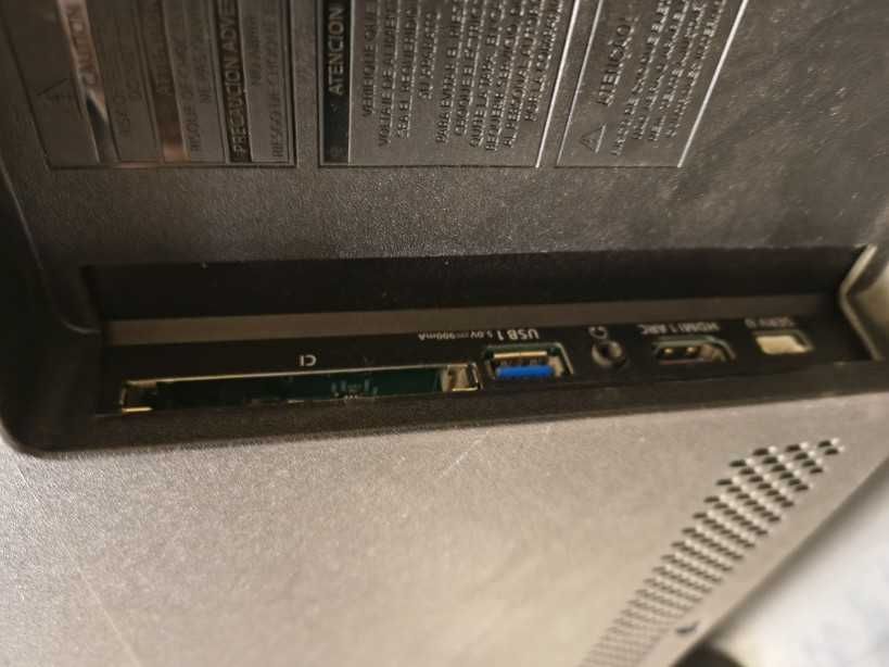 tv PHILIPS 58PUS8532 android tv smart dvbt  wi-fi ambilight z wadą 58"