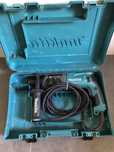 Перфоратор Makita HR 2470