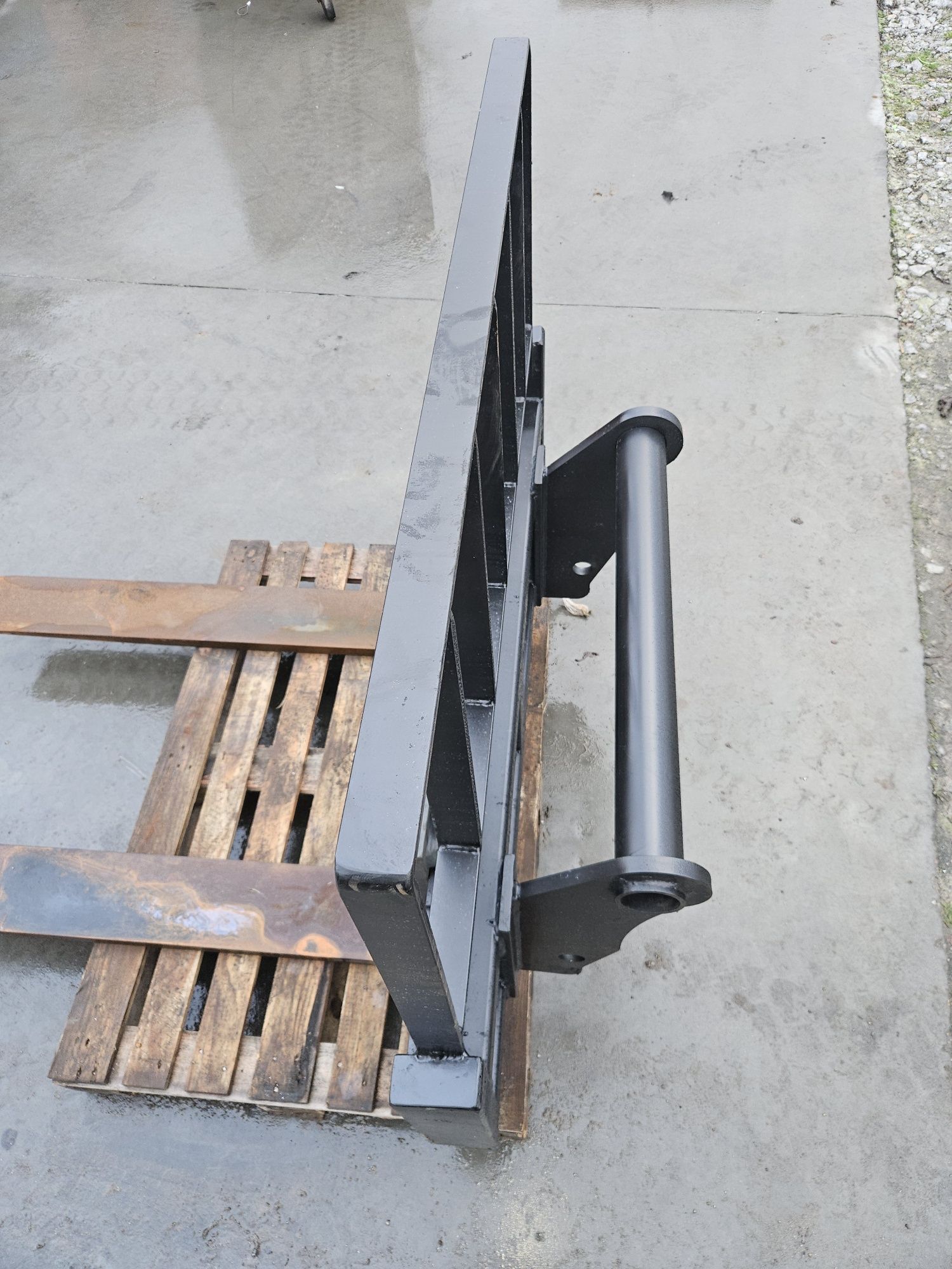 Paleciak manitou JCB Qfit Kramer  inne widły