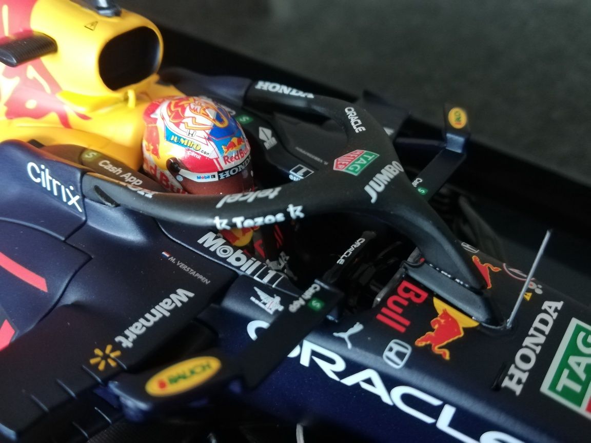 Miniatura F1 Max Verstappen edição limitada GP Holanda 2021 1/18