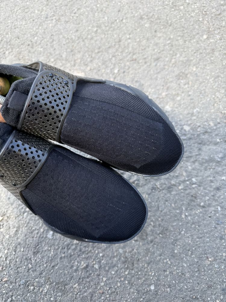 Nike sock dart кроссовки оригинал размер 42.5 черные