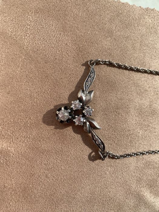 Серебренное колье