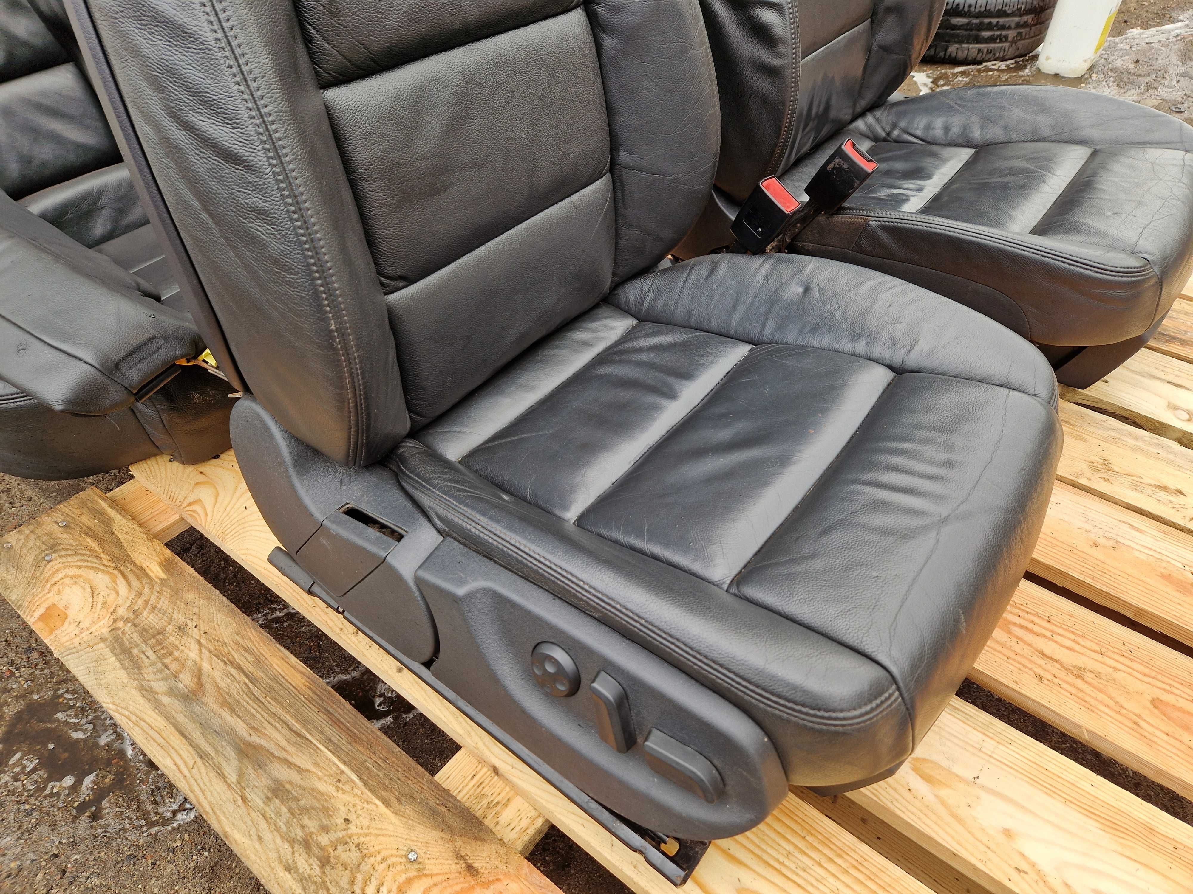 Komplet Wnętrze Fotele Skóra Skórzane Audi A6 C6 Kombi 4F Europa